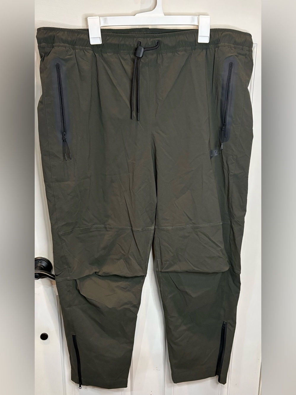 Nike Tech XXL Men's Woven Pants Standard Fit Tapered Leg Reg Length HM8241-355